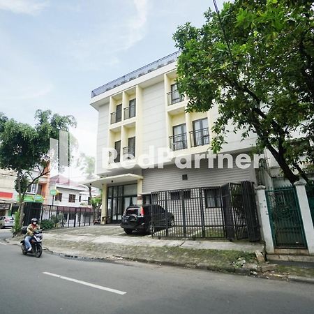 Toba Mansion Syariah Near Benhil Redpartner Hotel Jakarta Kültér fotó