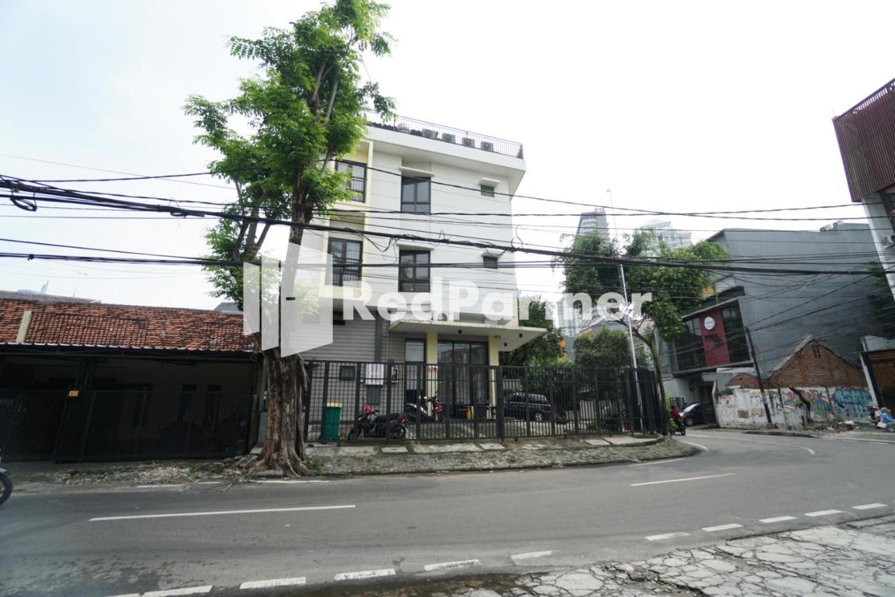 Toba Mansion Syariah Near Benhil Redpartner Hotel Jakarta Kültér fotó